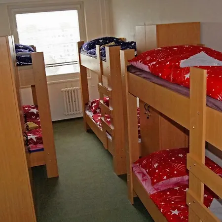 Km House Cerny Most Hostel *